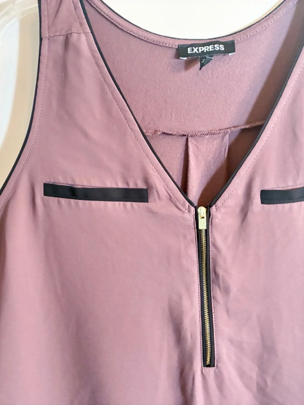 Express Top - Picture 3 of 7